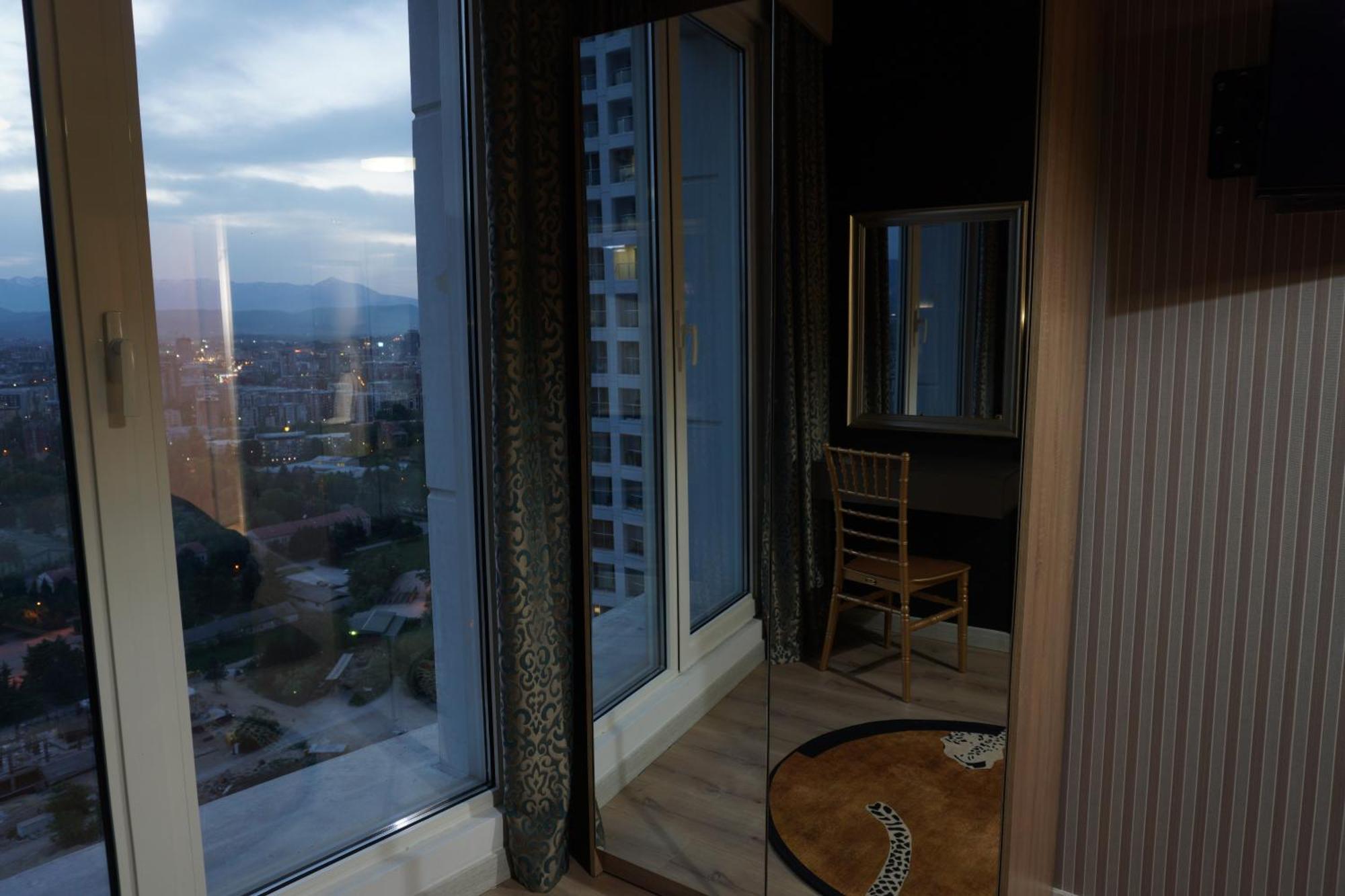 Royal Kate Spa Included 32Nd Floor Σκόπια Εξωτερικό φωτογραφία